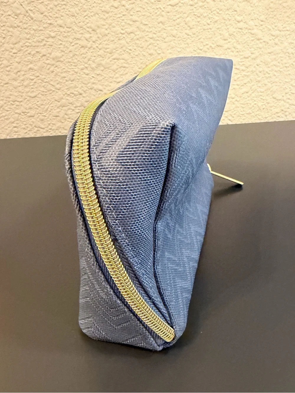 Missoni Delta Luxury Blue Chevron Gold Logo Travel Cosmetic Case Bag NWOT